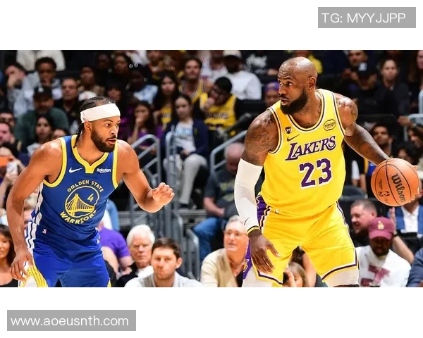 今日NBA焦点：湖人迎战勇士展现新阵容 詹姆斯与库里激战引爆全场